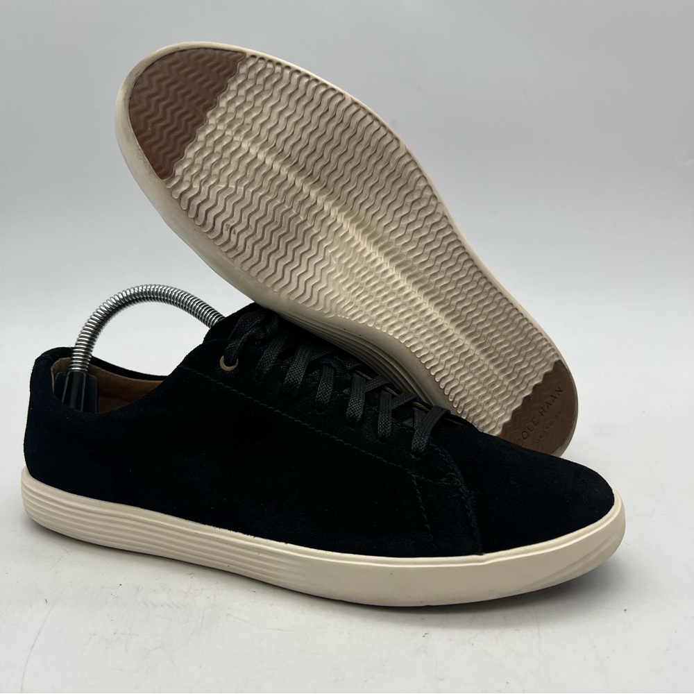Cole Haan W08781 Women’s Size 9 B Grand Crosscount ll Black Suede Sneakers.